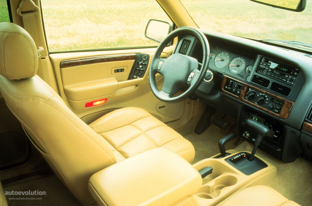Jeep Grand Cherokee photo 24
