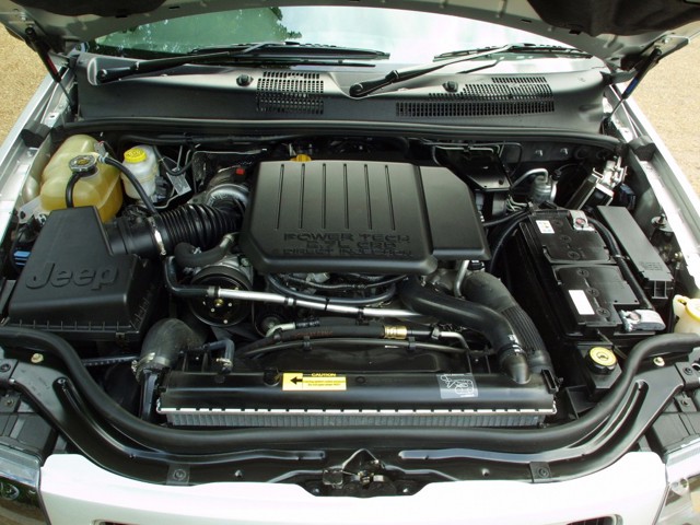 Jeep Grand Cherokee photo 10