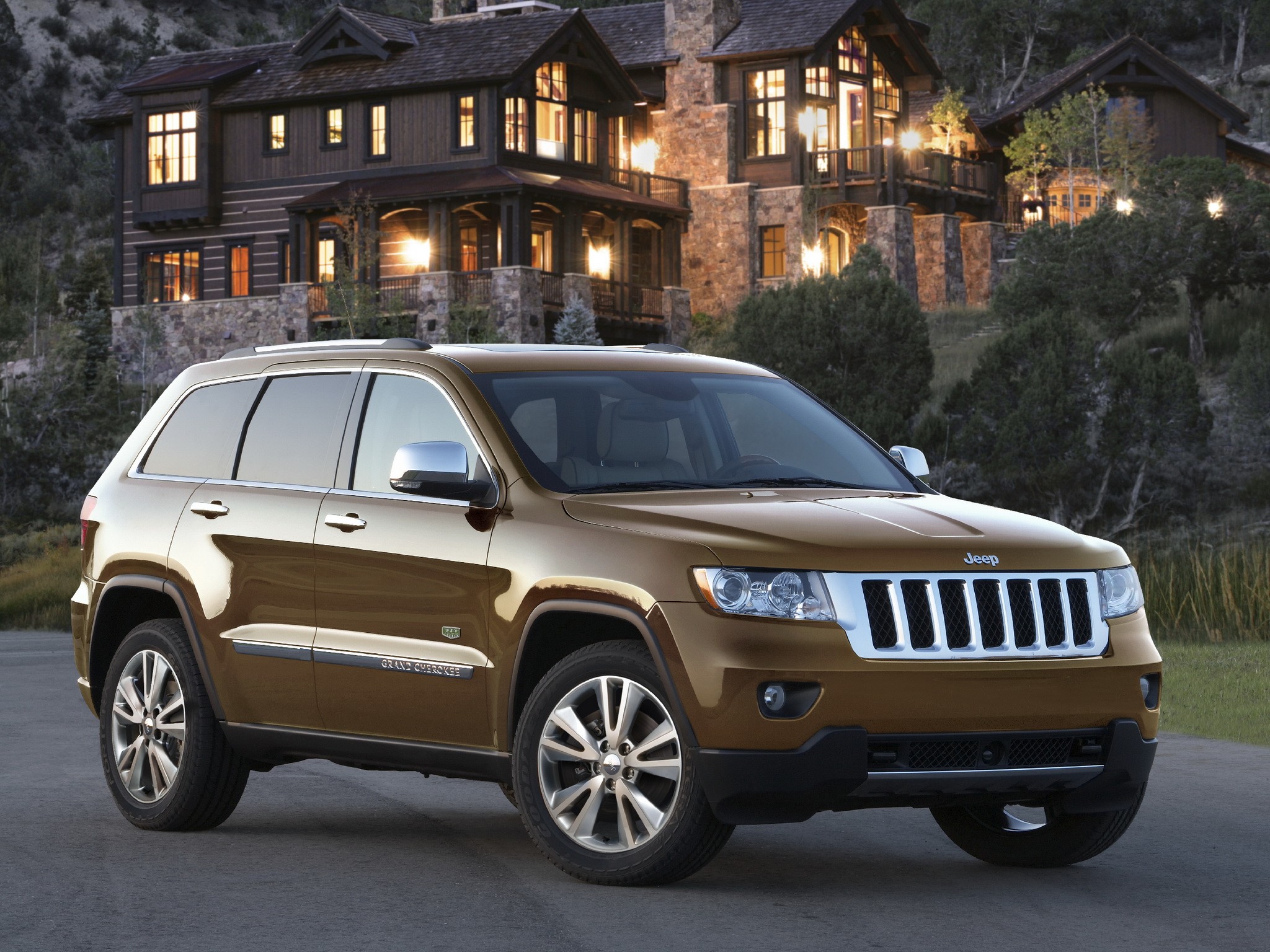 Jeep Grand Cherokee photo 9