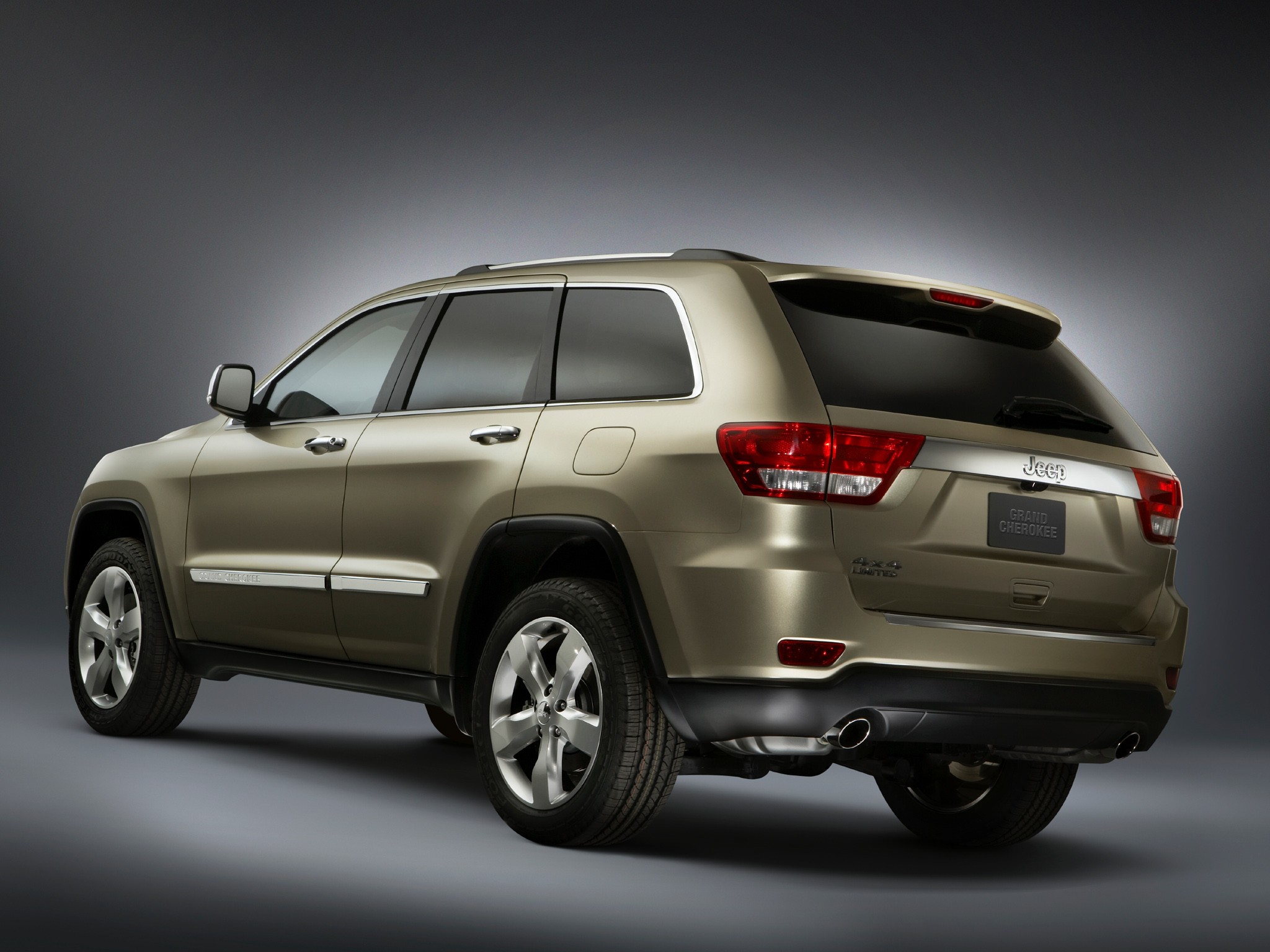 Jeep Grand Cherokee photo 17