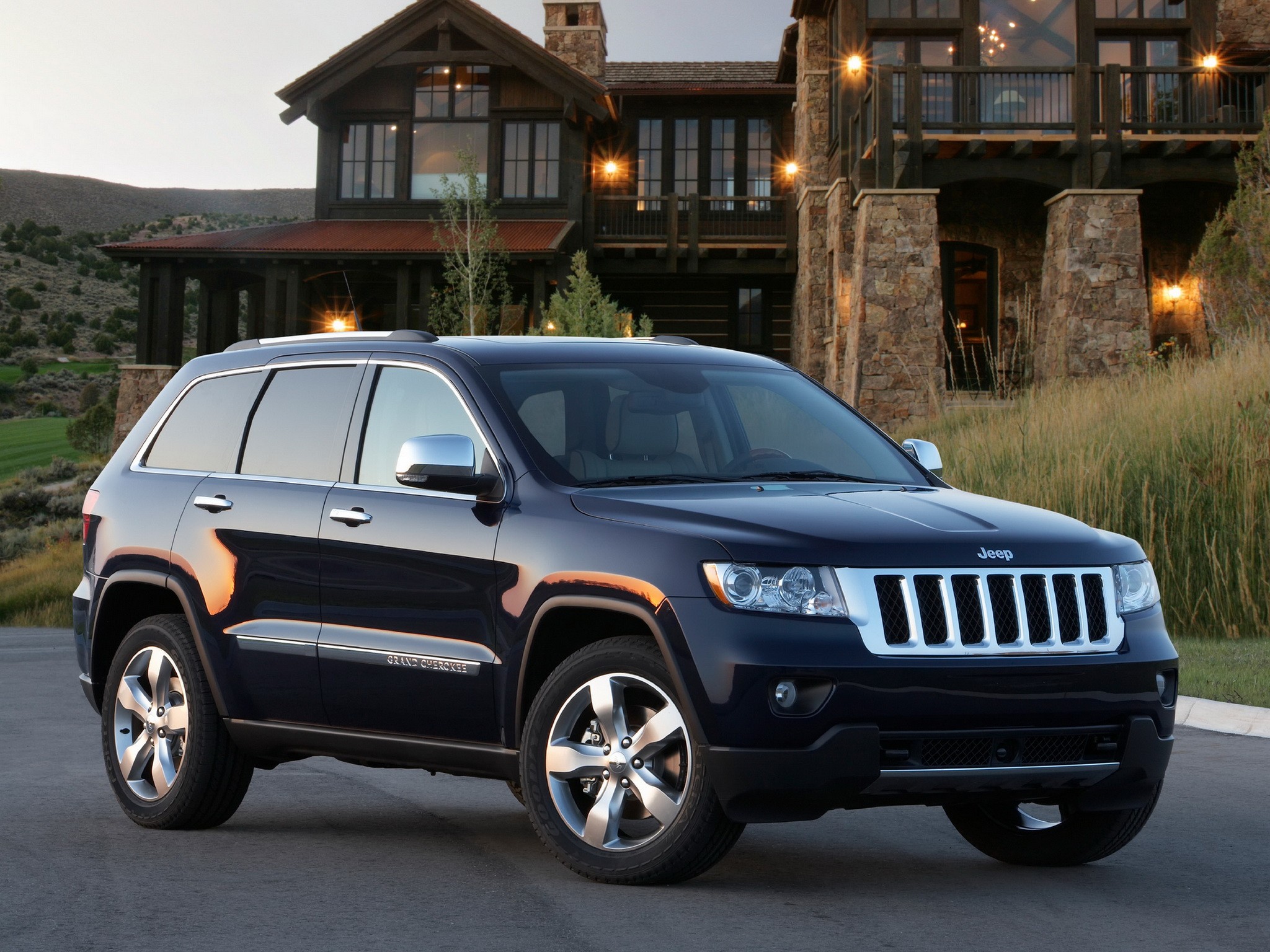 Jeep Grand Cherokee photo 23