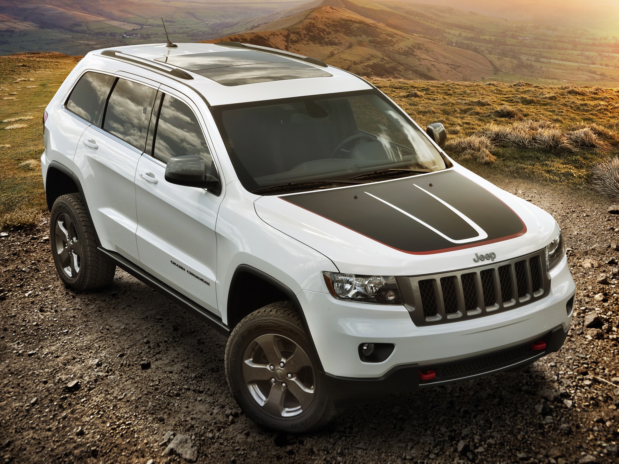 Jeep Grand Cherokee photo 38