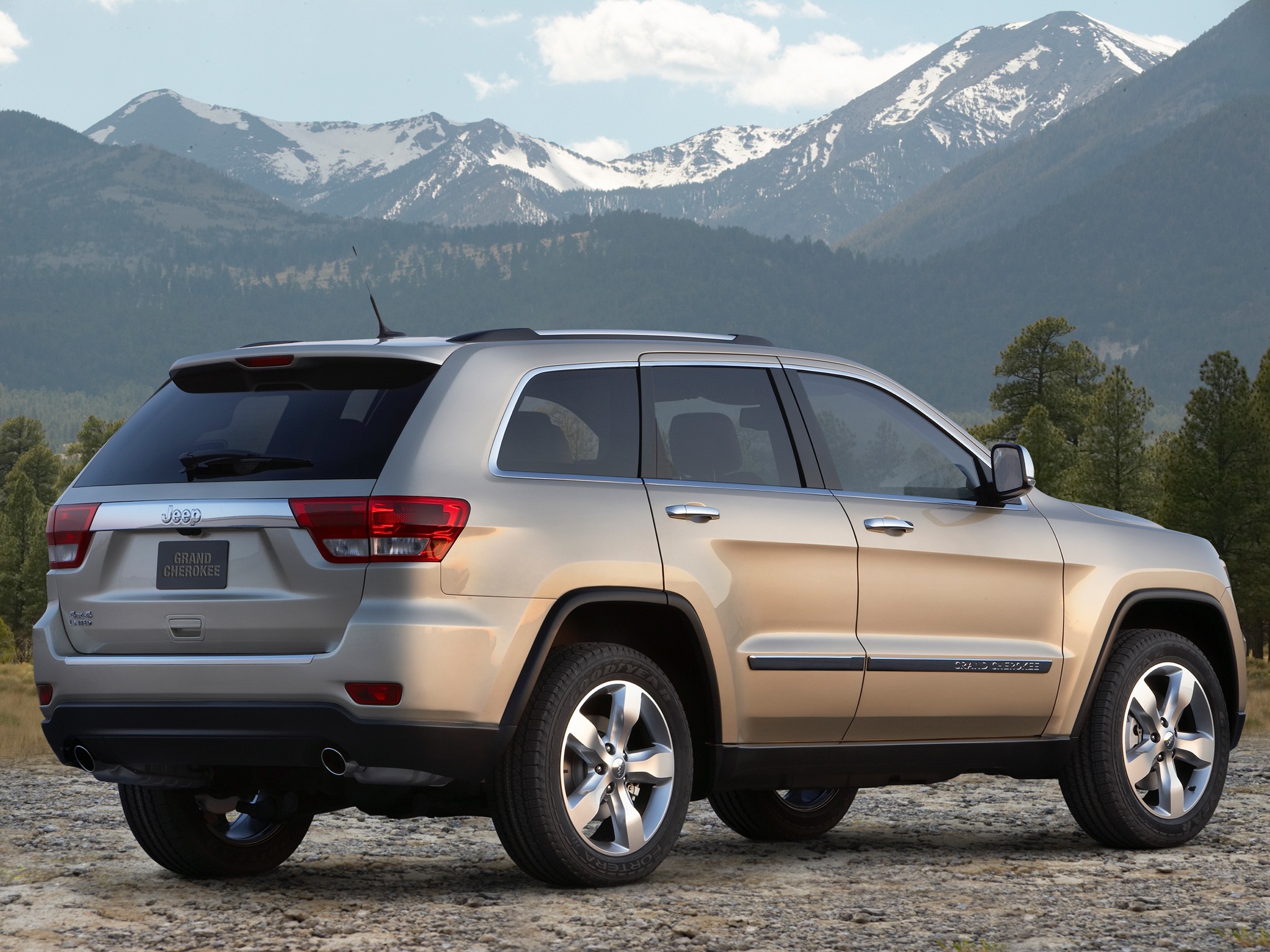 Jeep Grand Cherokee photo 57
