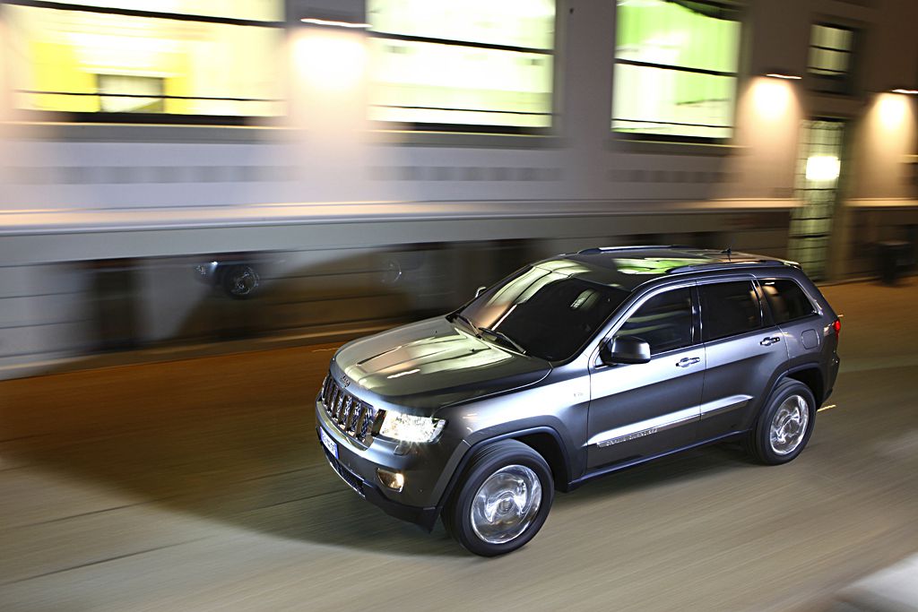 Jeep Grand Cherokee photo 6