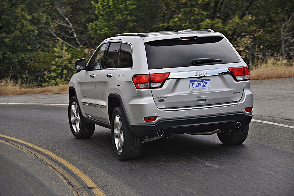 Jeep Grand Cherokee photo 2