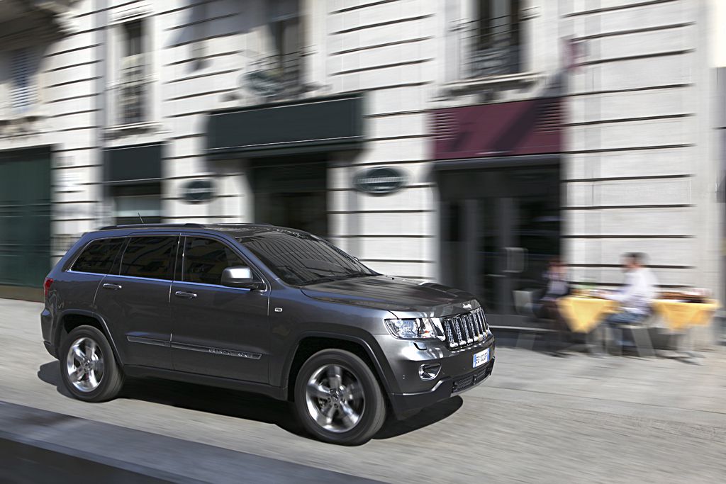 Jeep Grand Cherokee photo 3