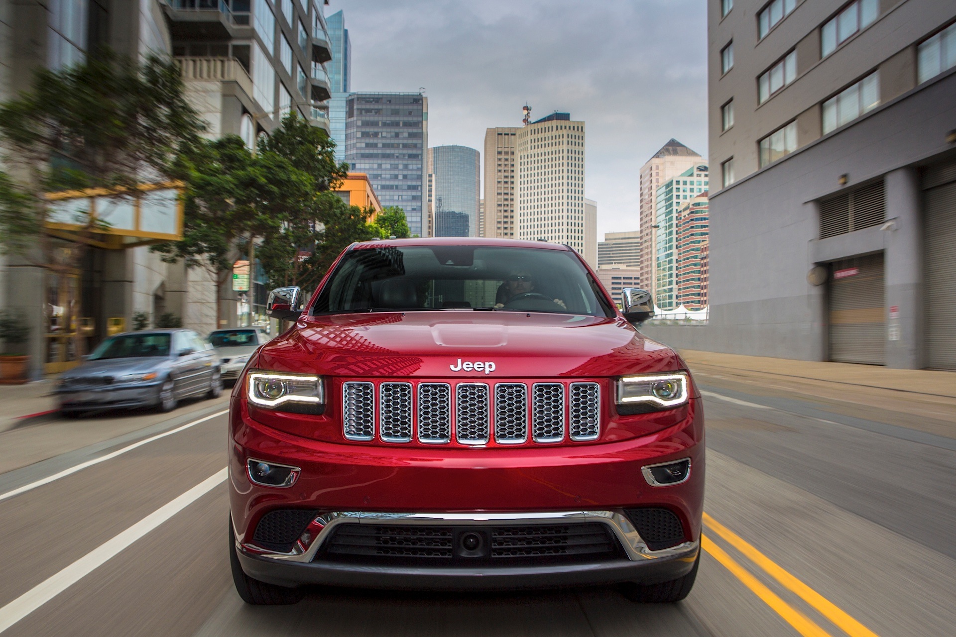 Jeep Grand Cherokee photo 10