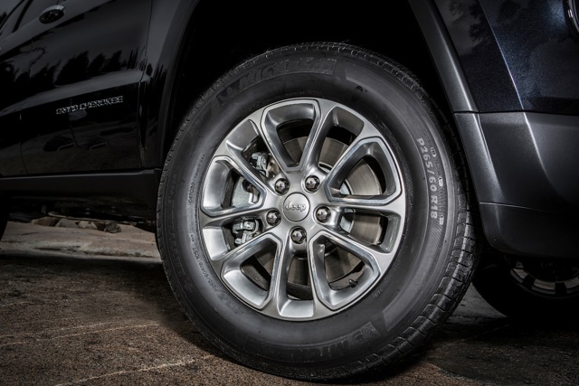 Jeep Grand Cherokee photo 77