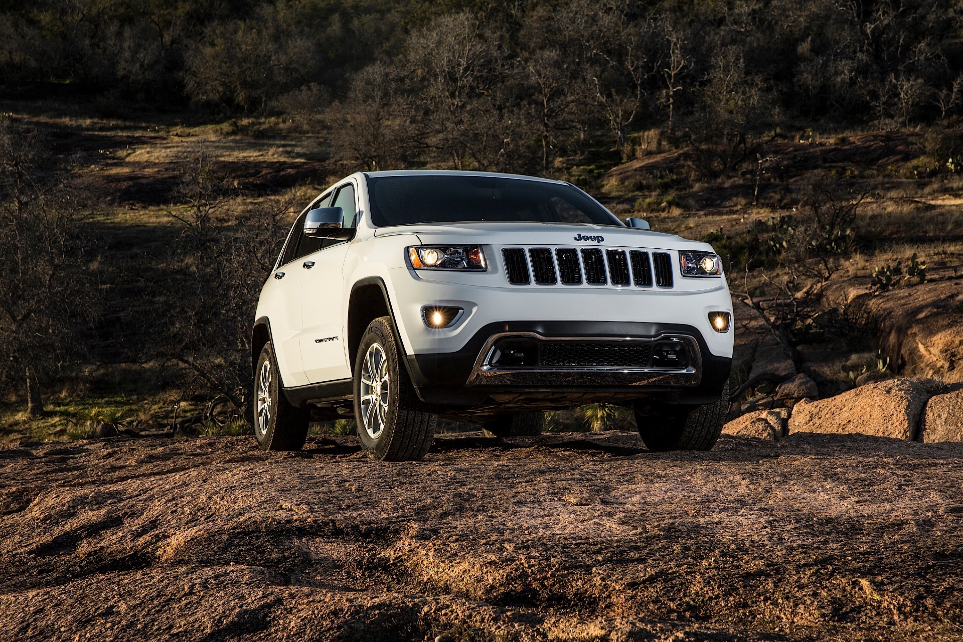 Jeep Grand Cherokee photo 104