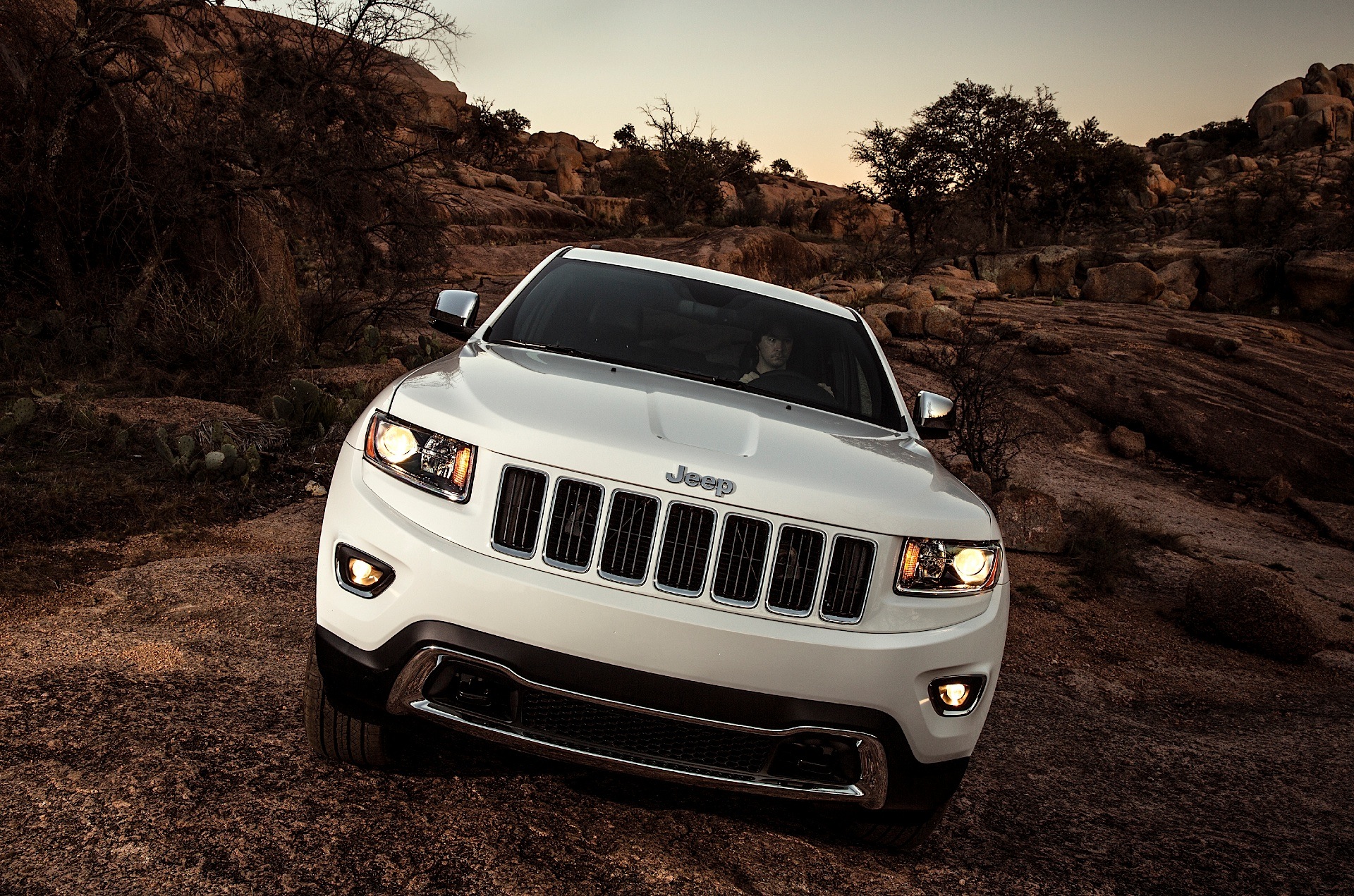 Jeep Grand Cherokee photo 116