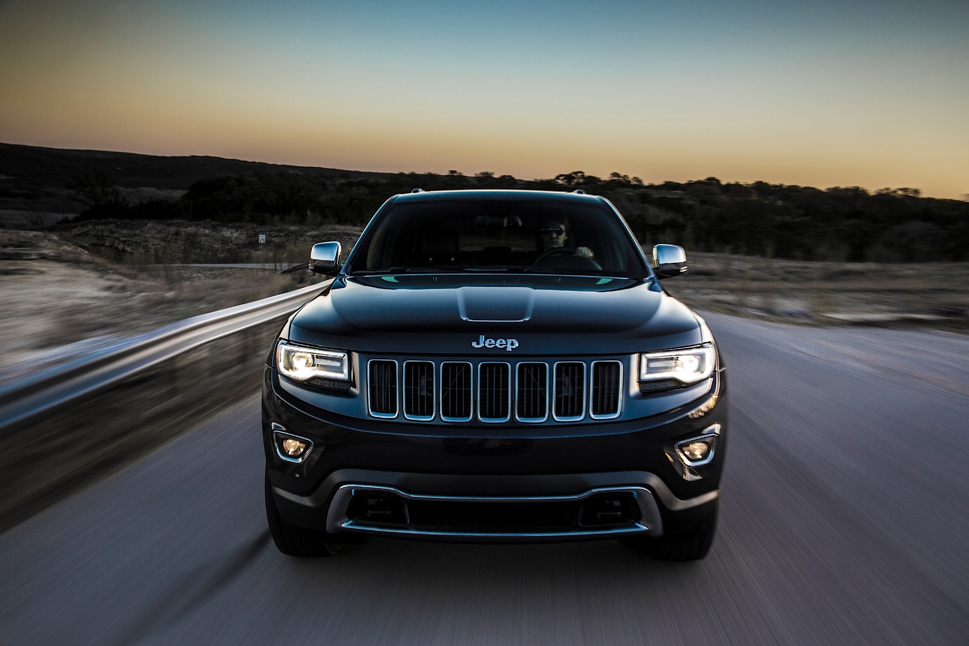 Jeep Grand Cherokee photo 123
