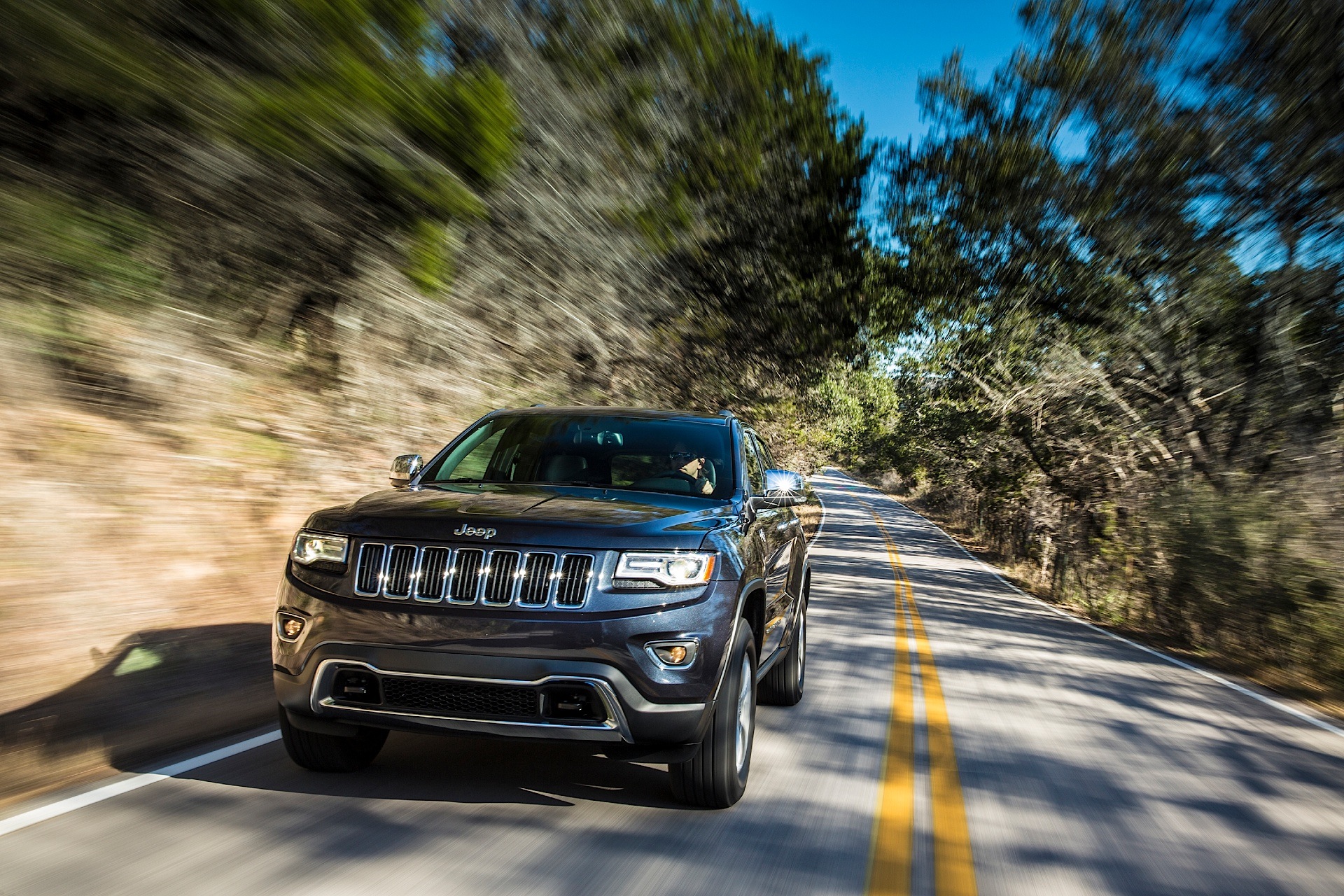 Jeep Grand Cherokee photo 131