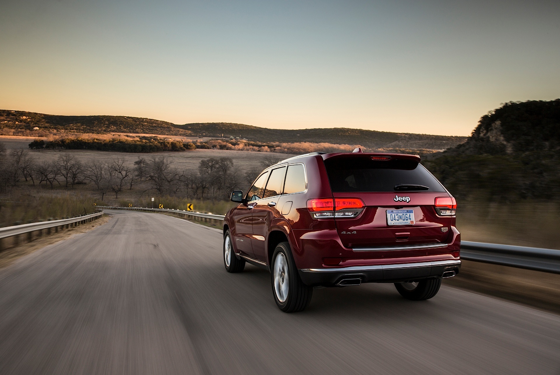 Jeep Grand Cherokee photo 143