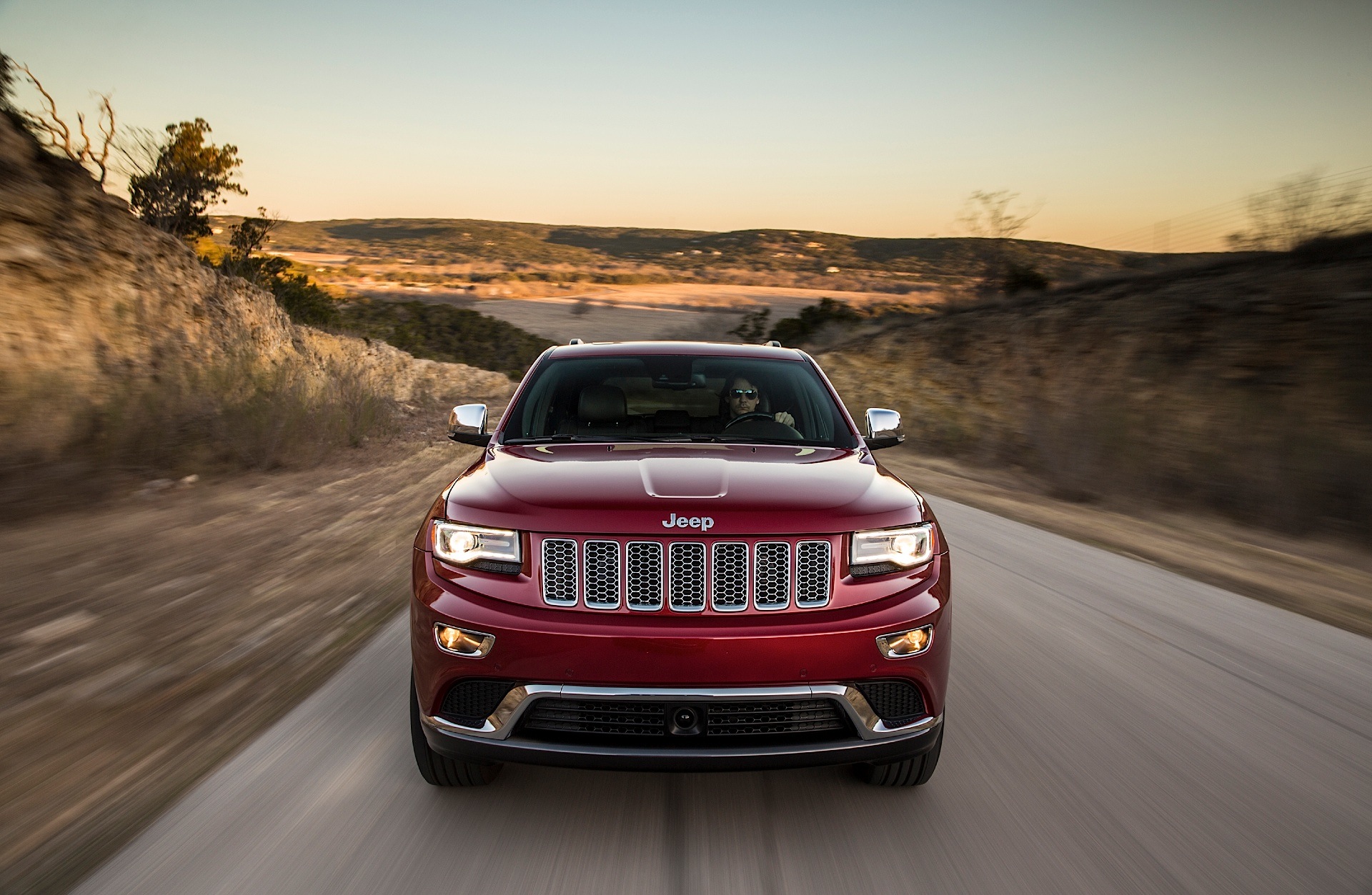 Jeep Grand Cherokee photo 153