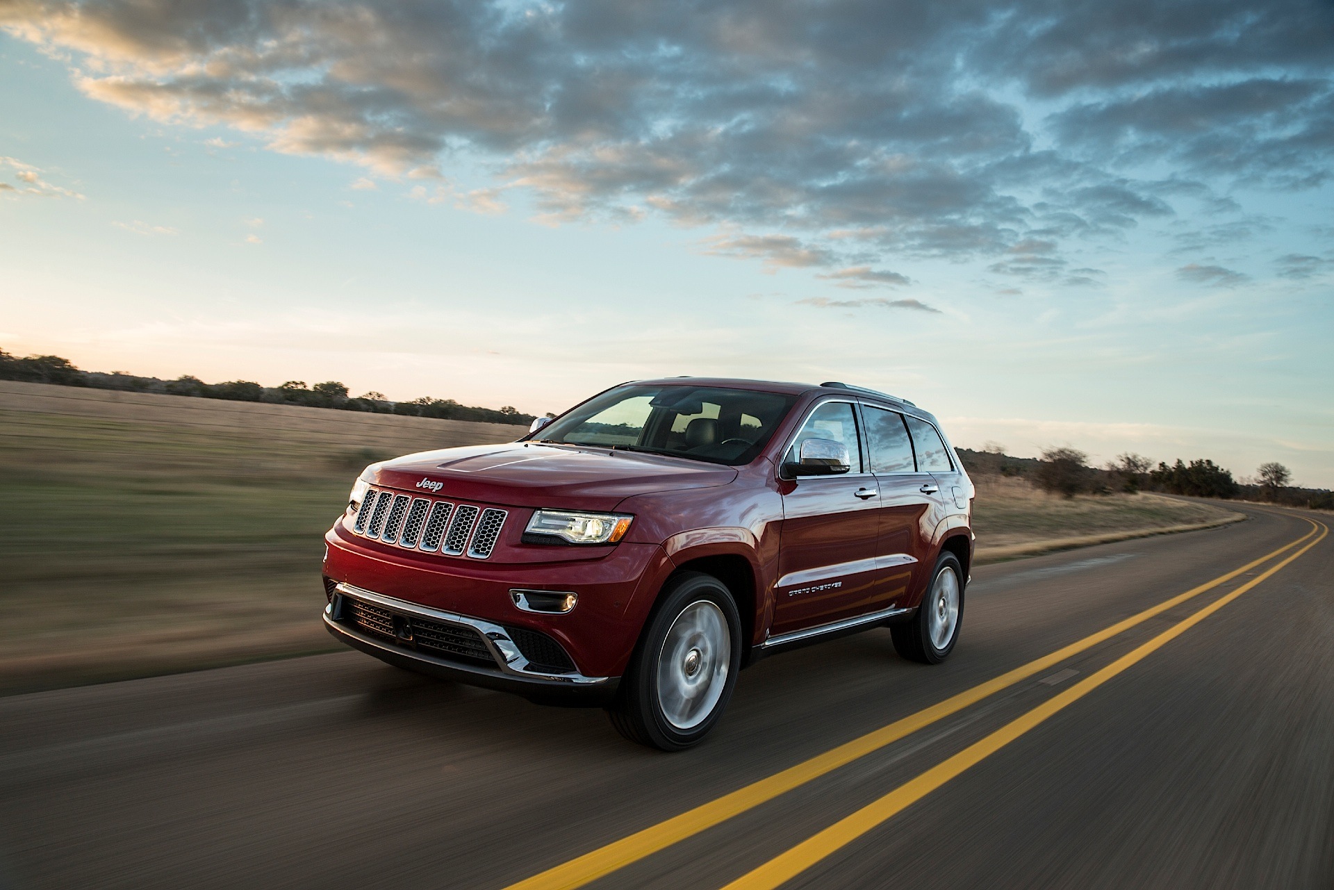 Jeep Grand Cherokee photo 159