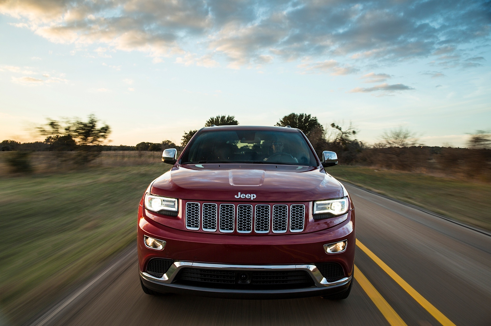 Jeep Grand Cherokee photo 160