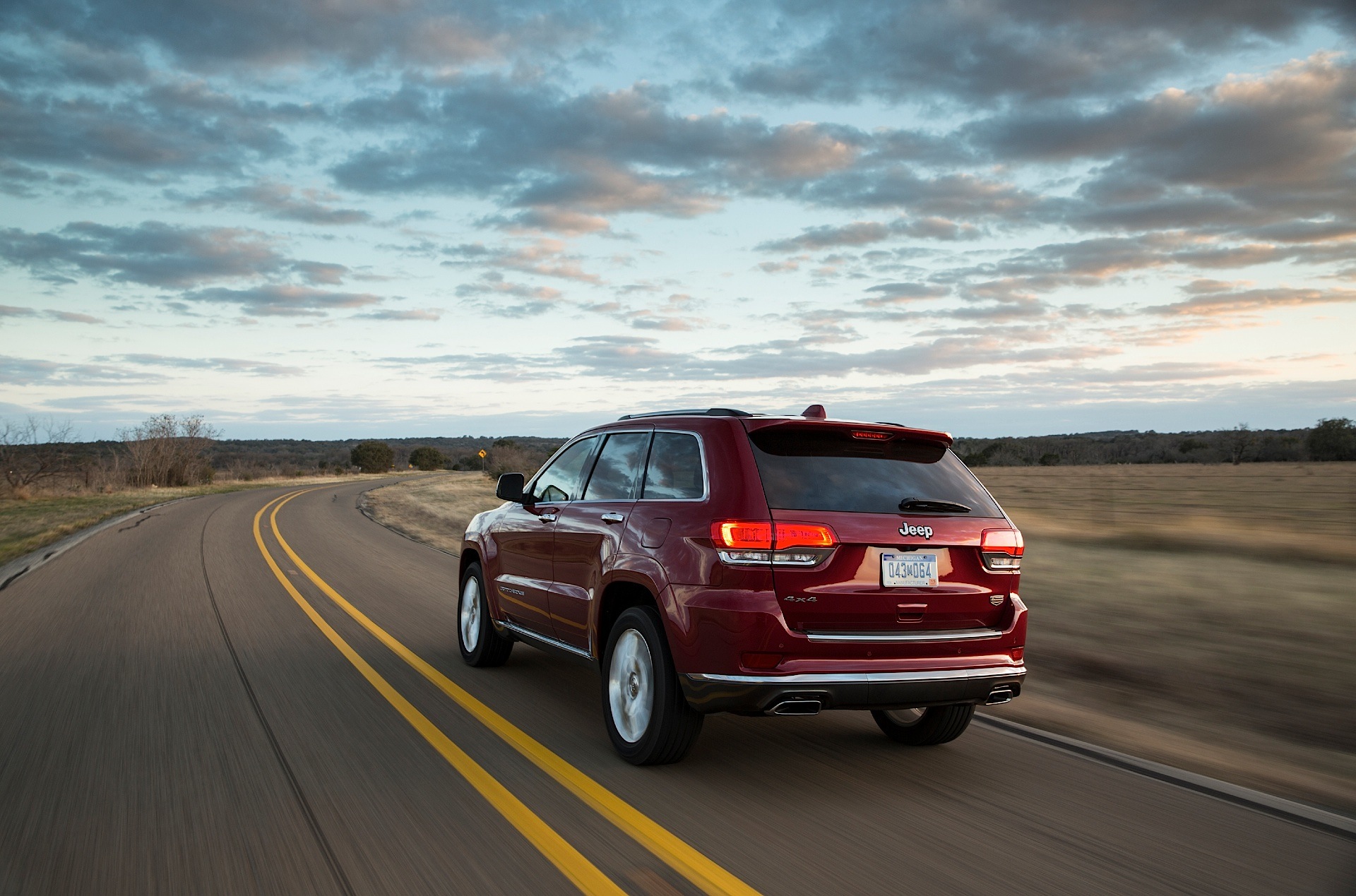 Jeep Grand Cherokee photo 166