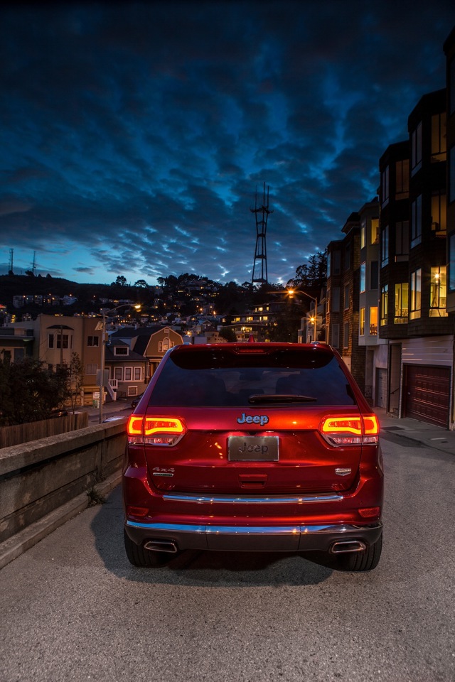 Jeep Grand Cherokee photo 22