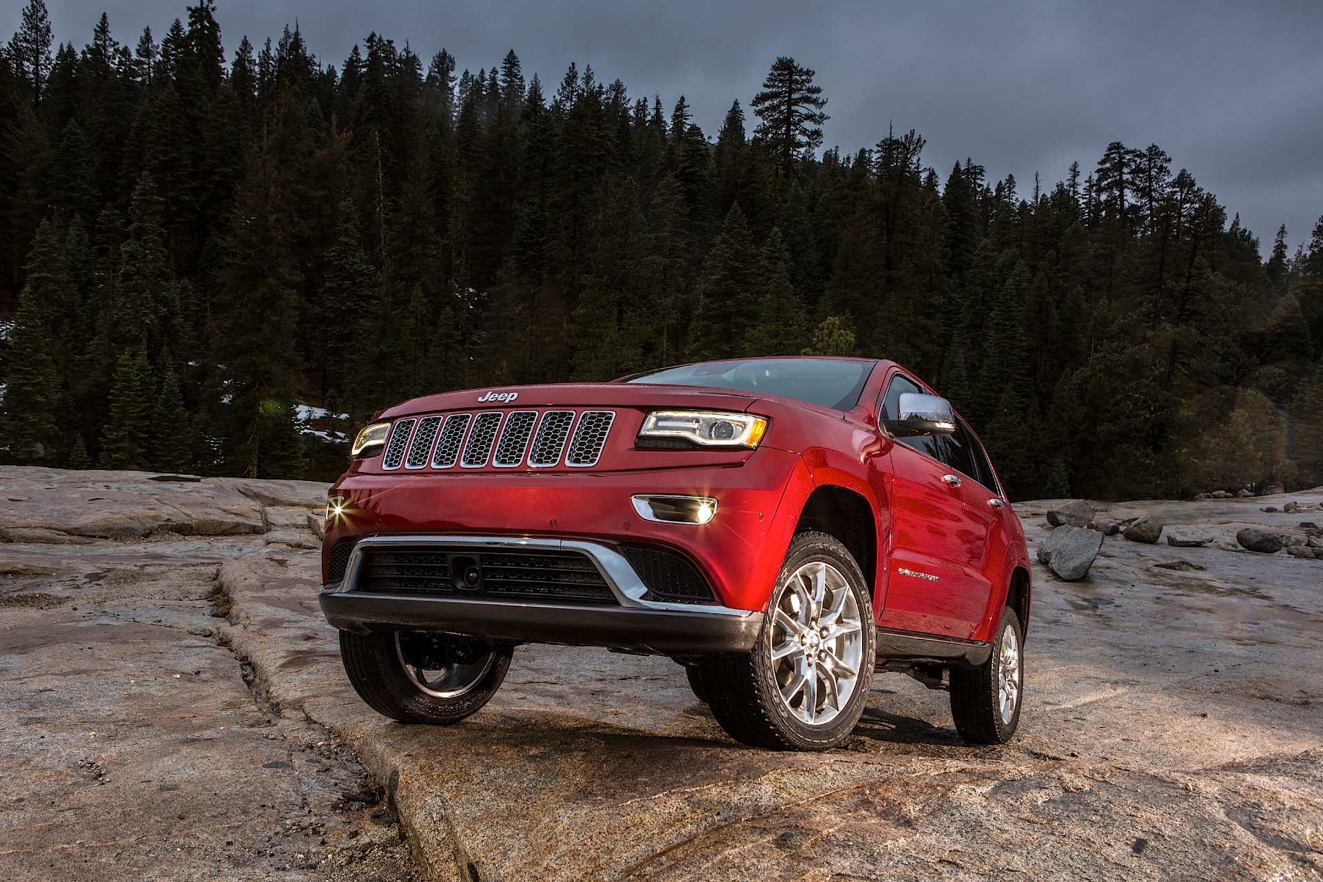 Jeep Grand Cherokee photo 33