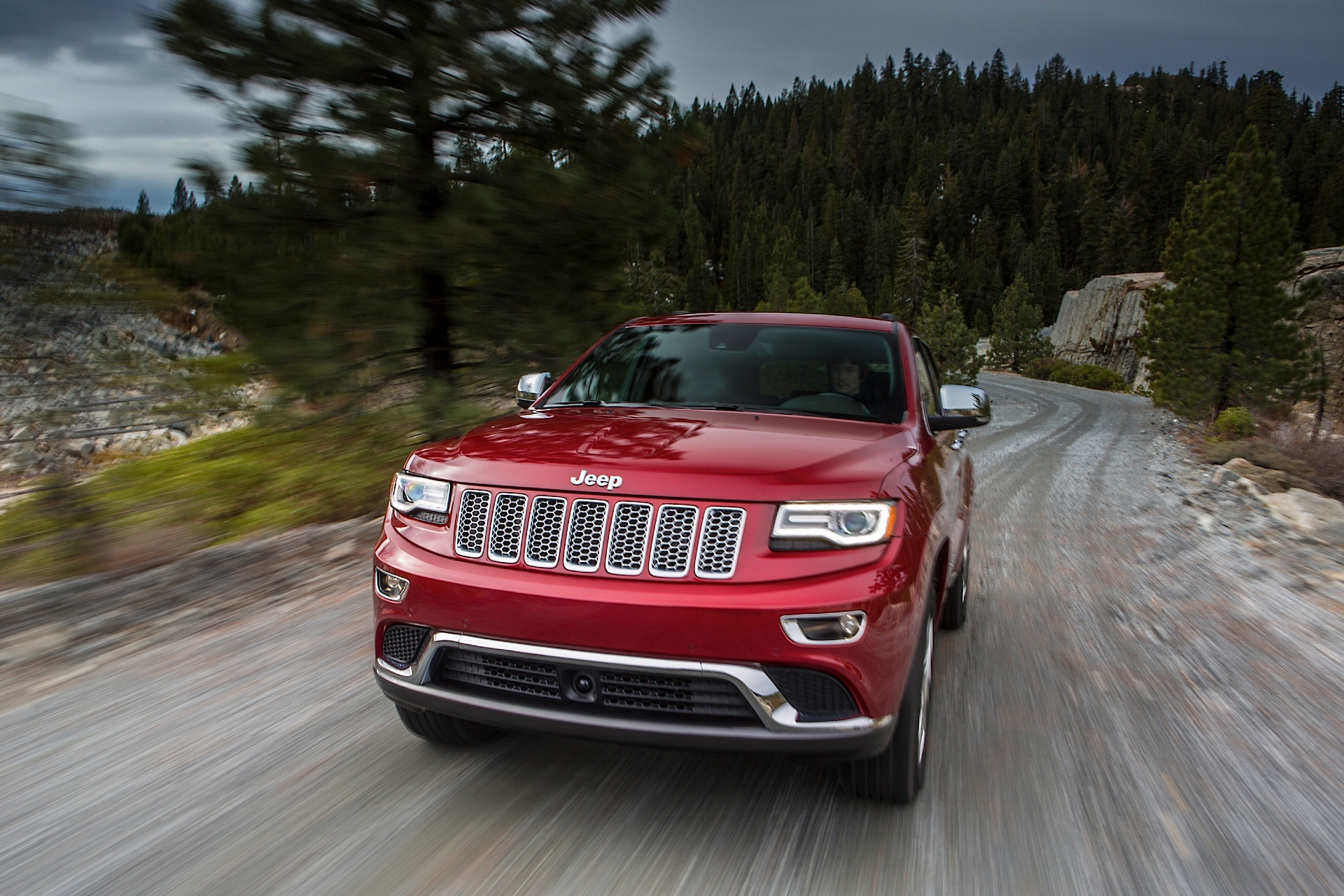 Jeep Grand Cherokee photo 38