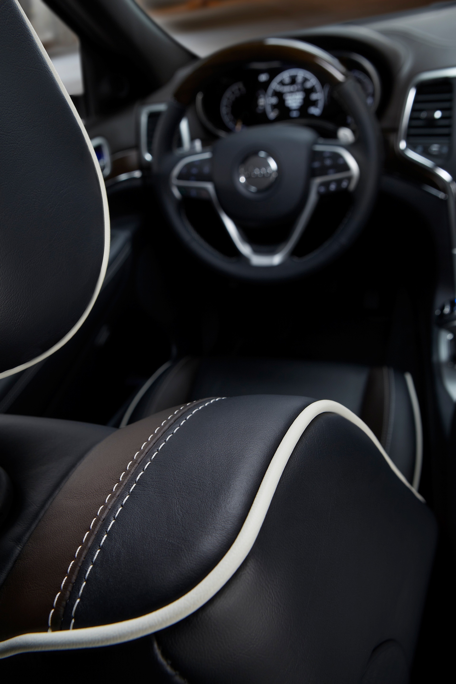 Jeep Grand Cherokee photo 190