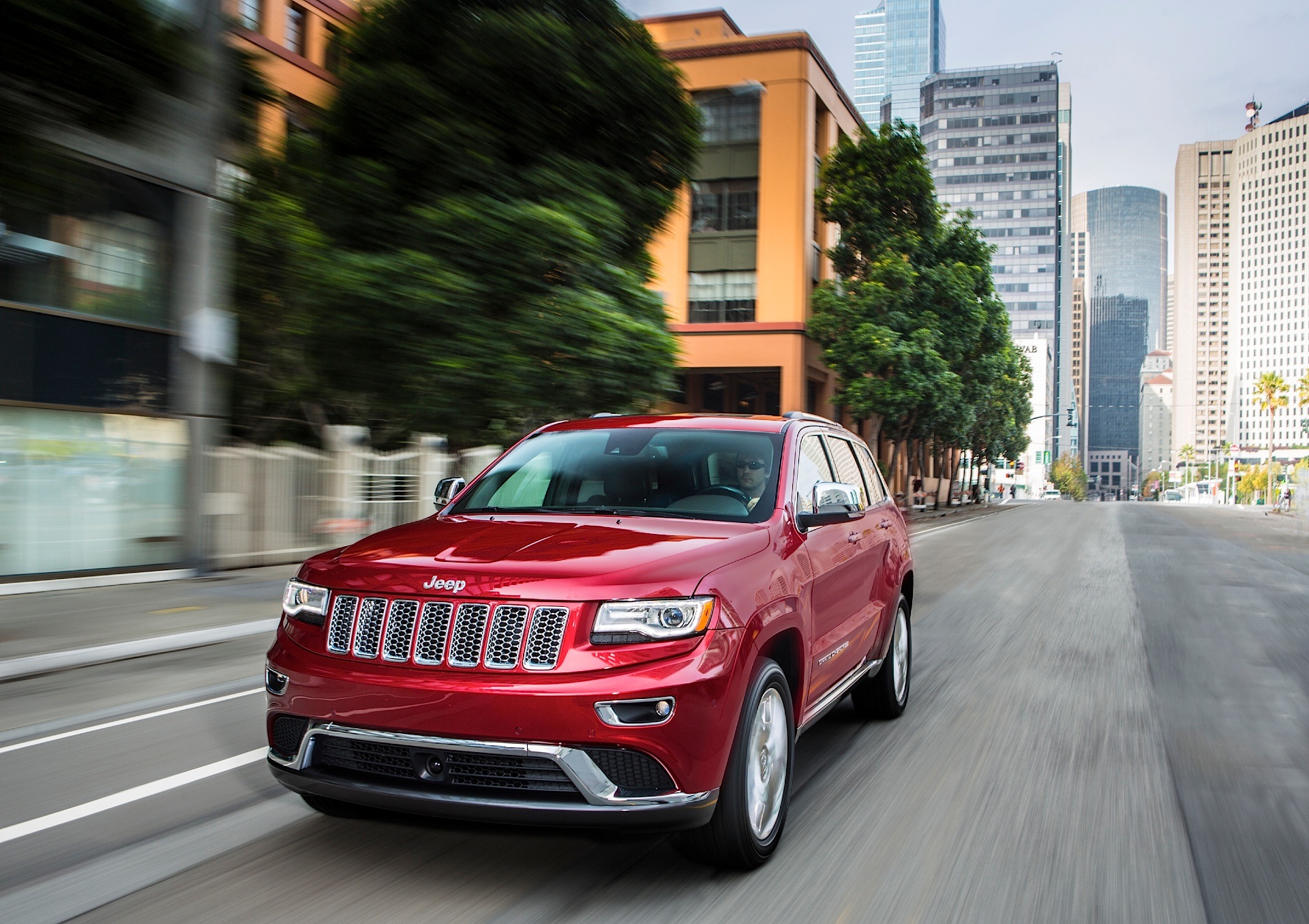 Jeep Grand Cherokee photo 9