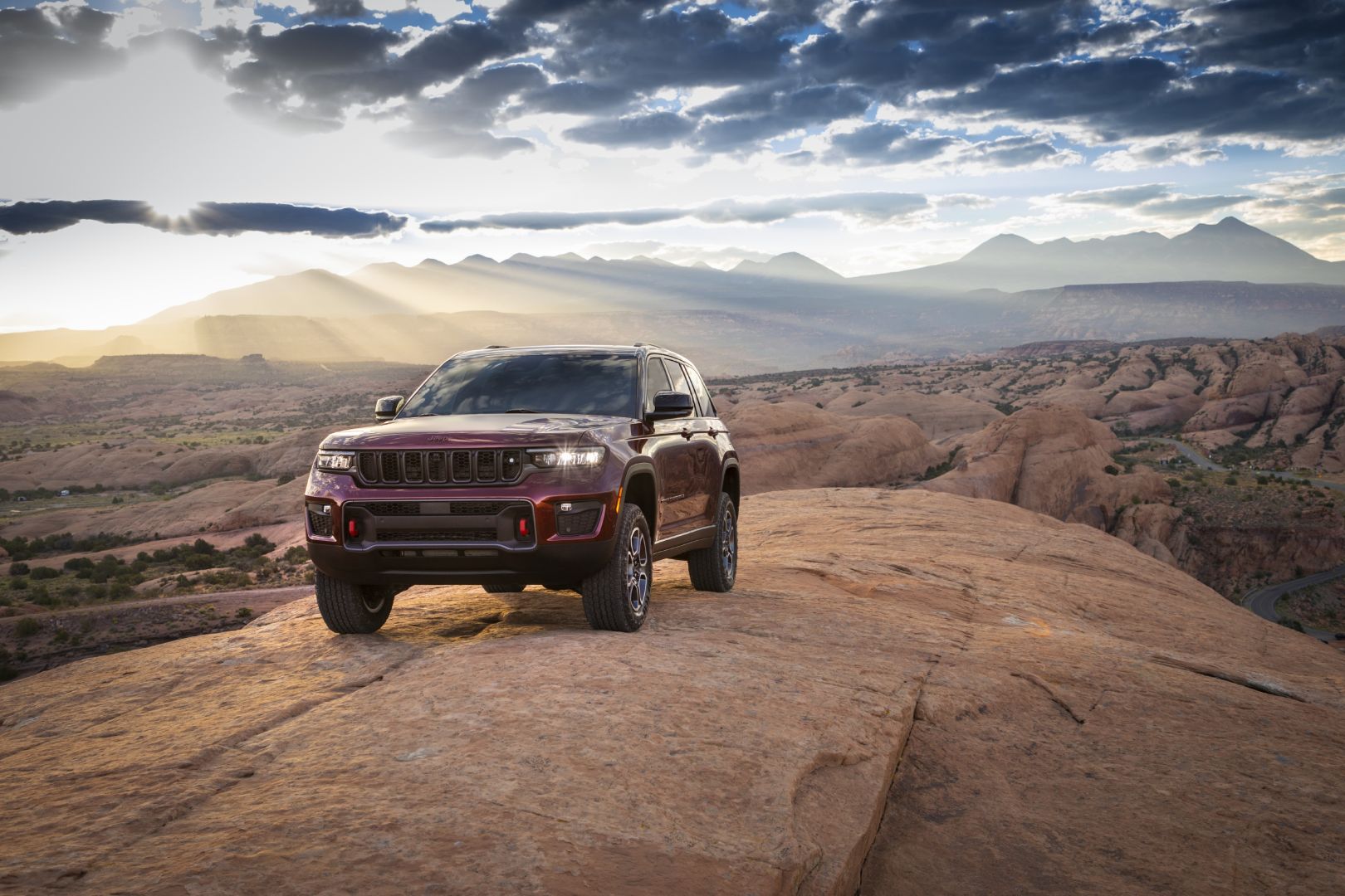 Jeep Grand Cherokee photo 8