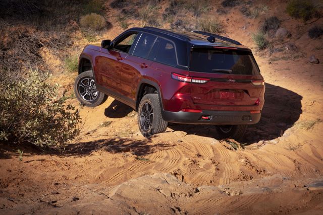 Jeep Grand Cherokee foto 15