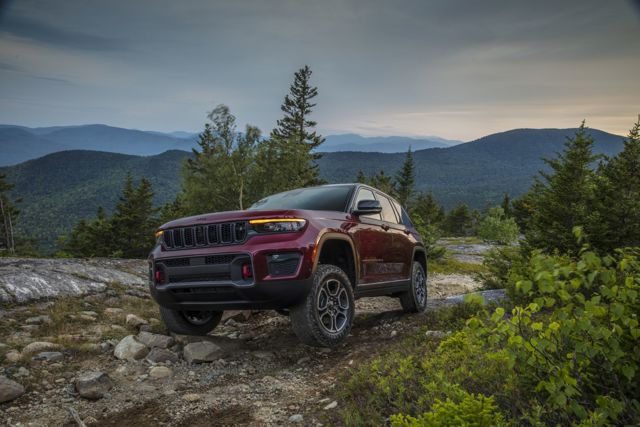 Jeep Grand Cherokee foto 18
