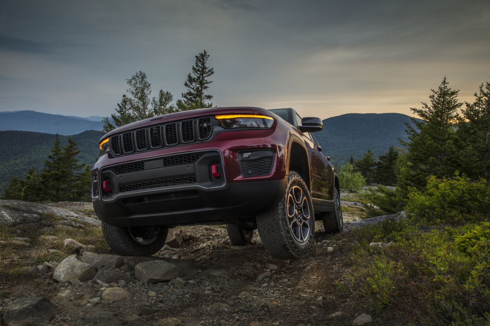Jeep Grand Cherokee photo 19