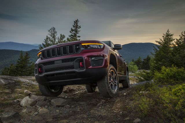 Jeep Grand Cherokee foto 19