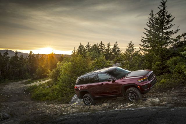 Jeep Grand Cherokee foto 20