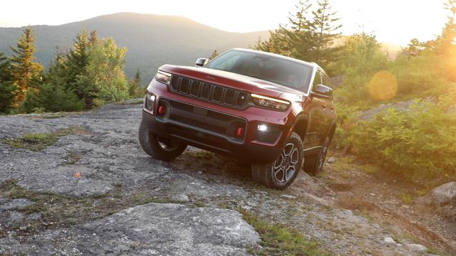 Jeep Grand Cherokee foto 24