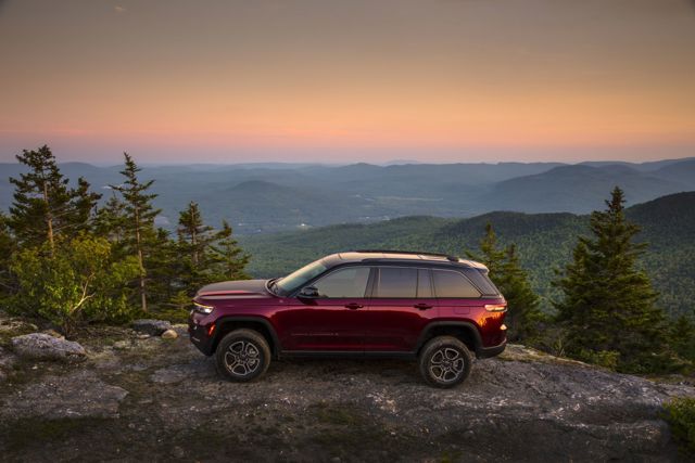 Jeep Grand Cherokee foto 25
