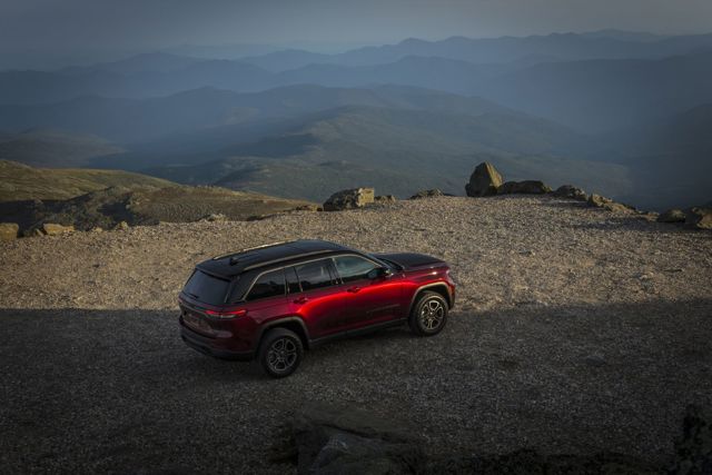 Jeep Grand Cherokee foto 29