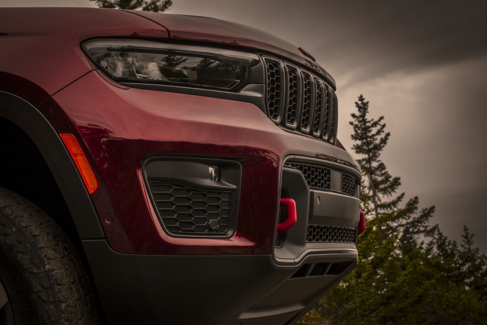 Jeep Grand Cherokee photo 32