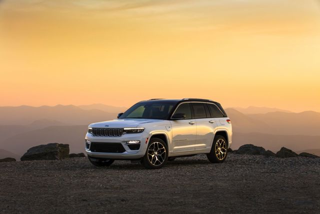Jeep Grand Cherokee foto 50