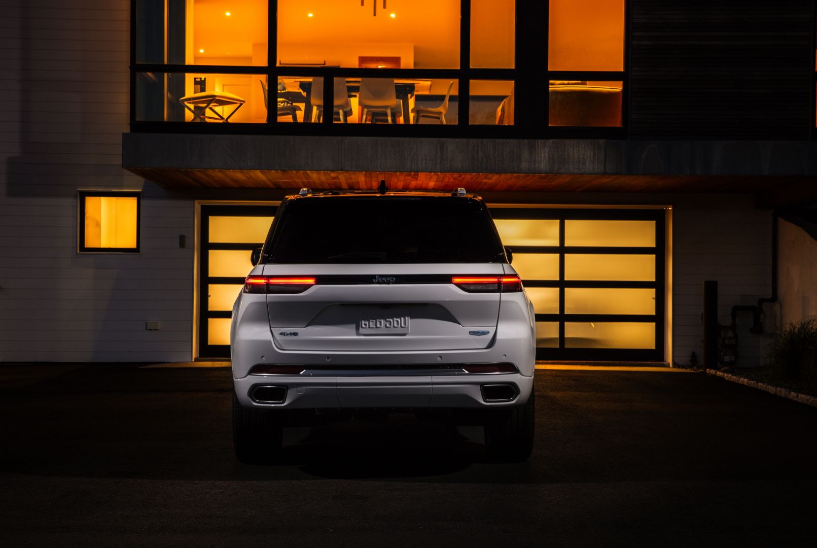 Jeep Grand Cherokee photo 54