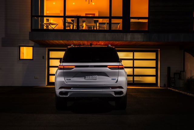 Jeep Grand Cherokee foto 54