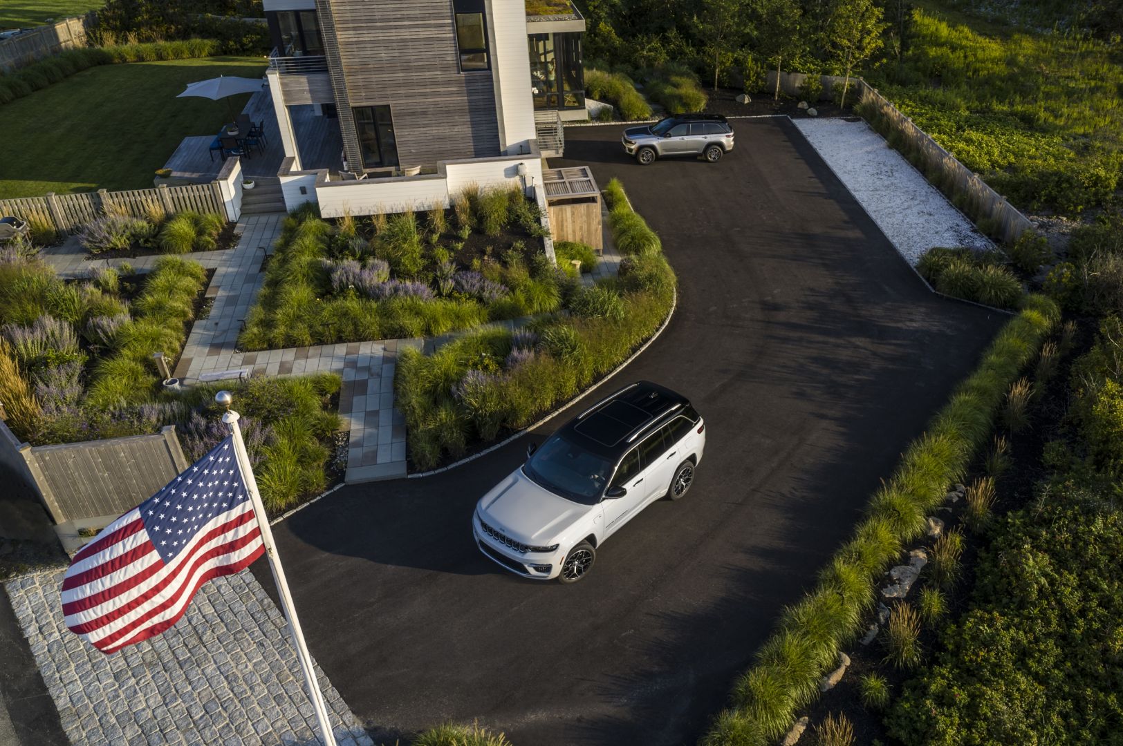 Jeep Grand Cherokee photo 56