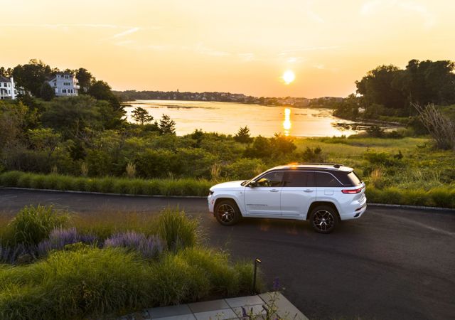 Jeep Grand Cherokee foto 57