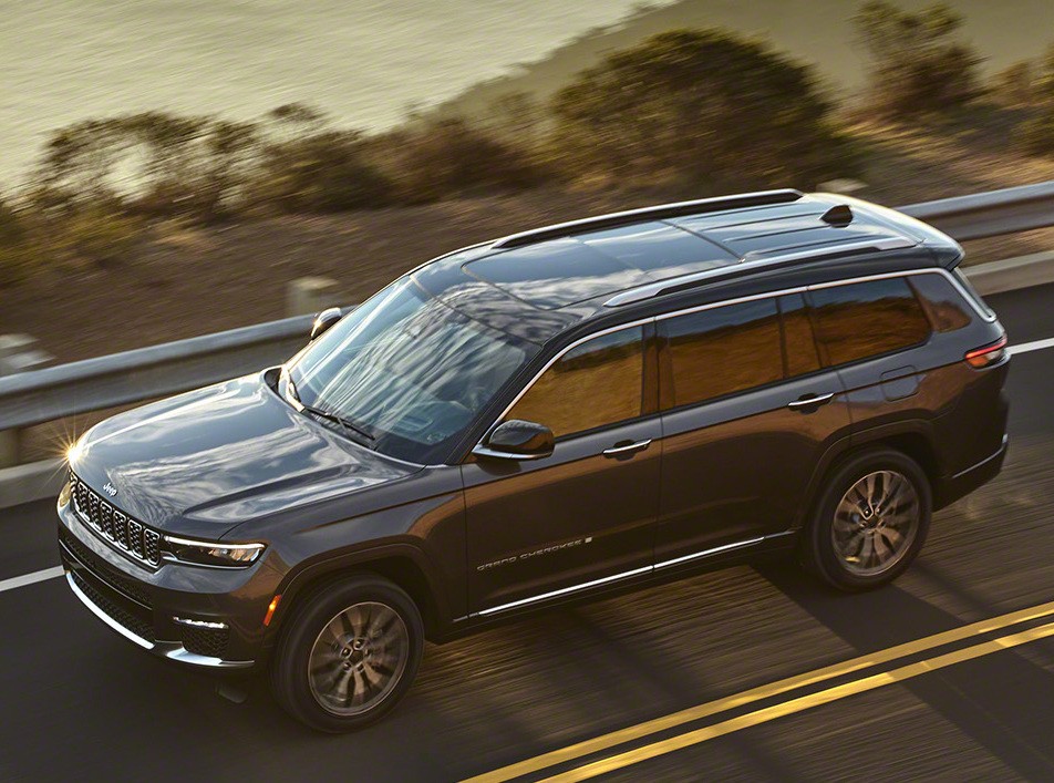 Jeep Grand Cherokee photo 12