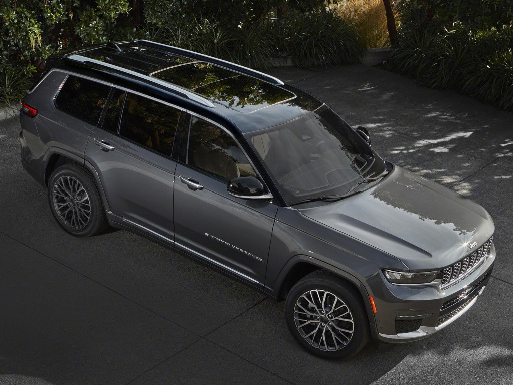 Jeep Grand Cherokee photo 22