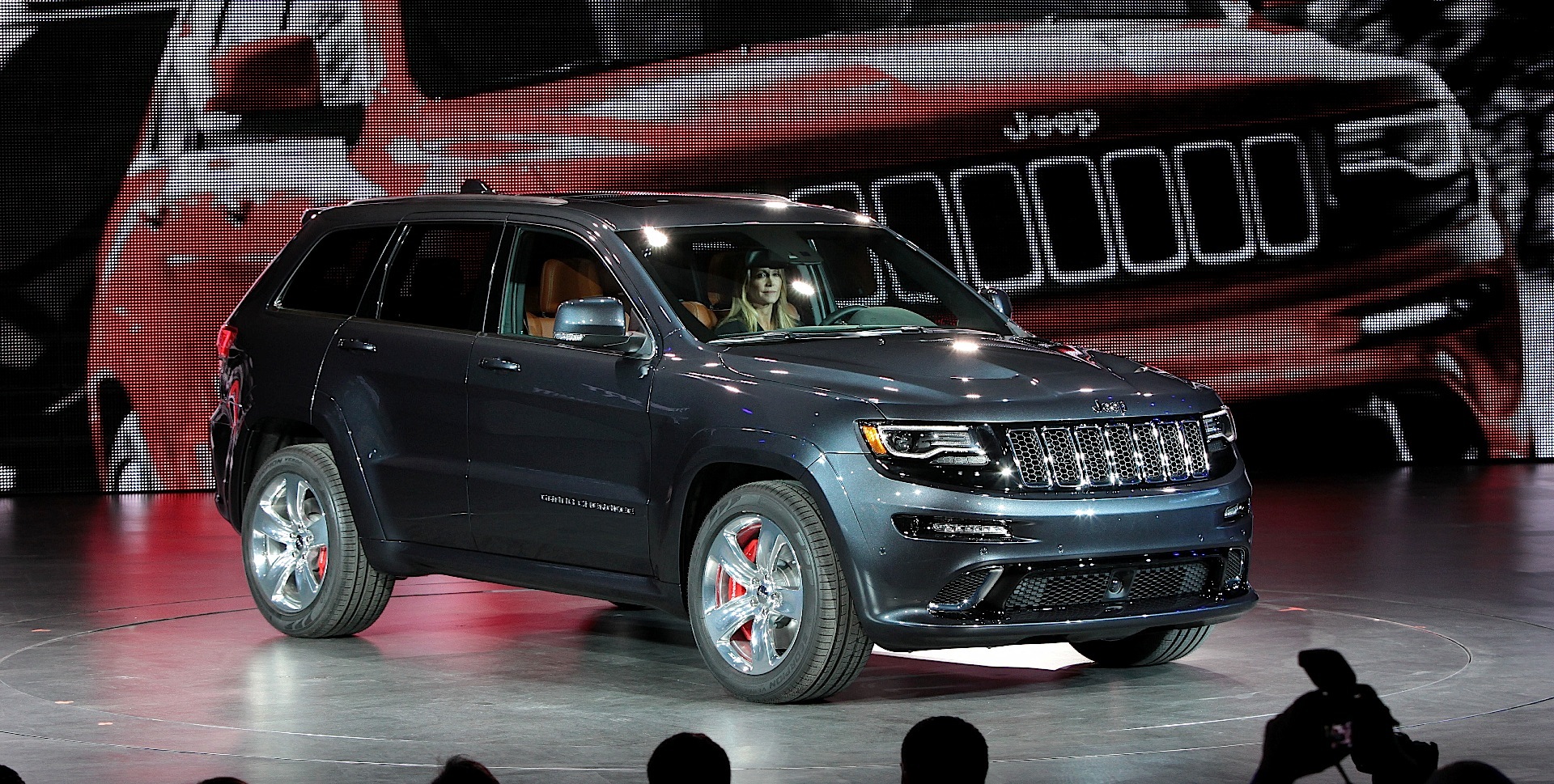 Jeep Grand Cherokee photo 6