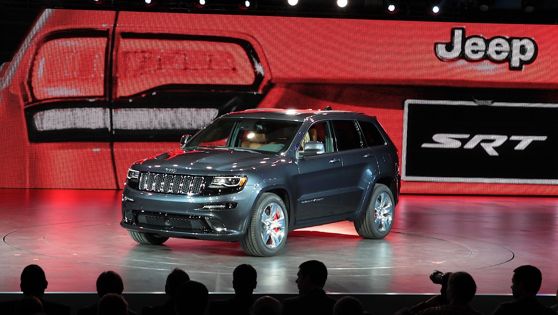 Jeep Grand Cherokee photo 7