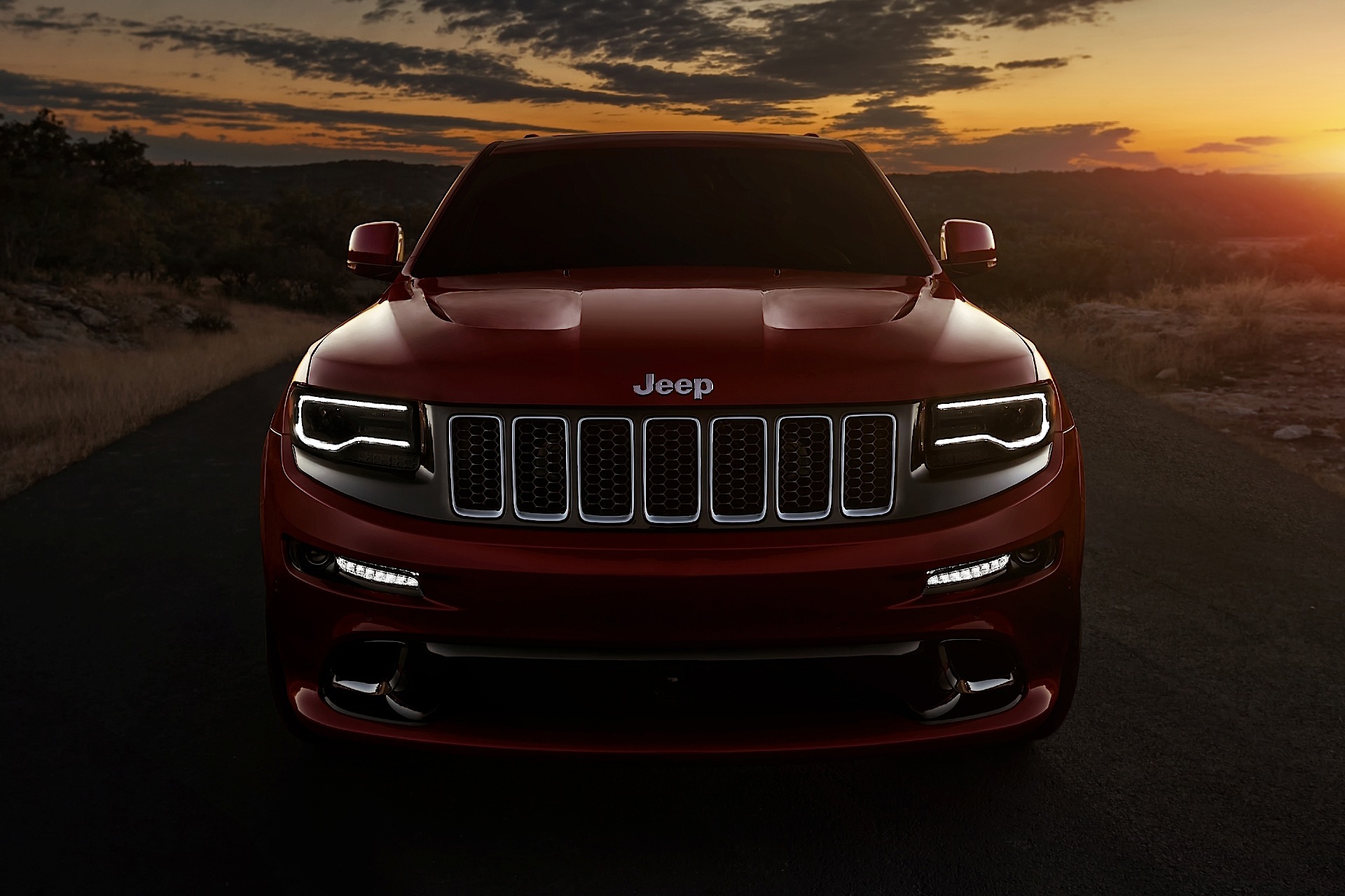 Jeep Grand Cherokee photo 11