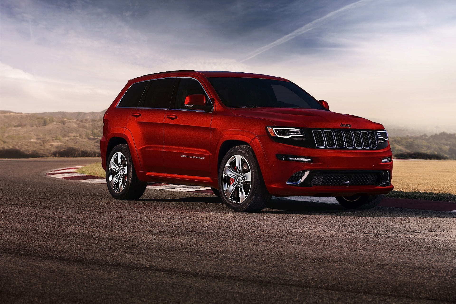 Jeep Grand Cherokee photo 16