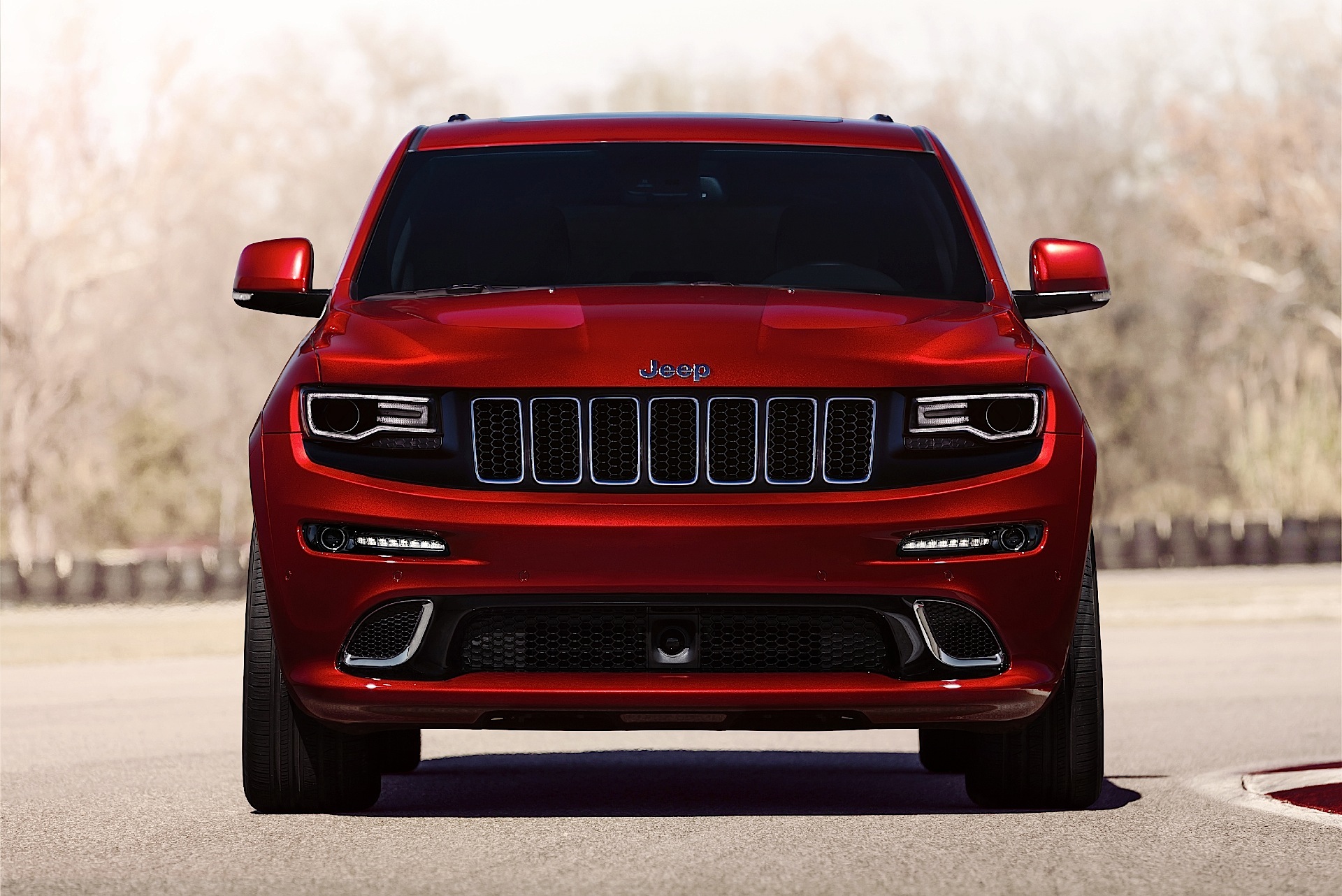 Jeep Grand Cherokee photo 17