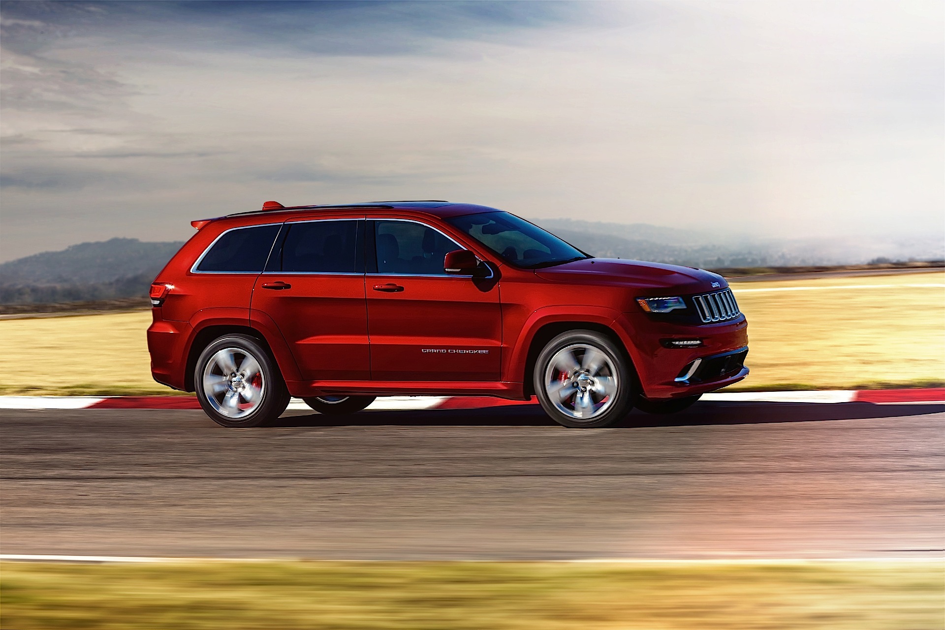 Jeep Grand Cherokee photo 30