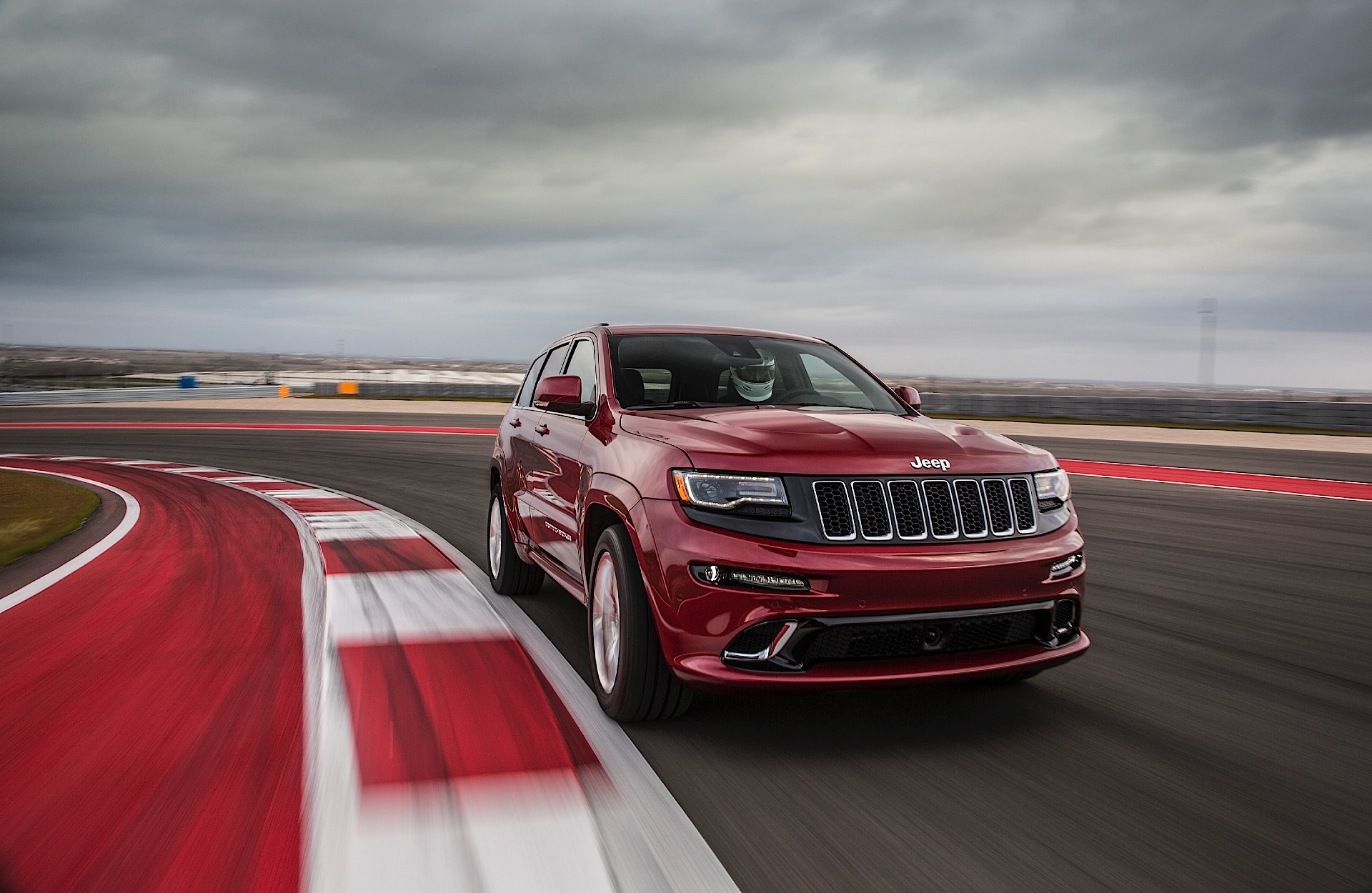 Jeep Grand Cherokee photo 47
